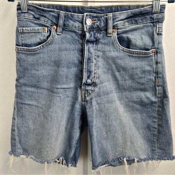 H&M High Waist Bermuda Jean Shorts Sz 8 - Picture 1 of 6